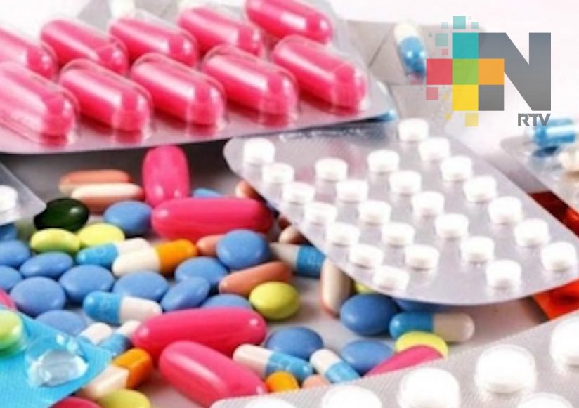 Investigan a 16 farmacéuticas por irregularidades en compra de medicamentos
