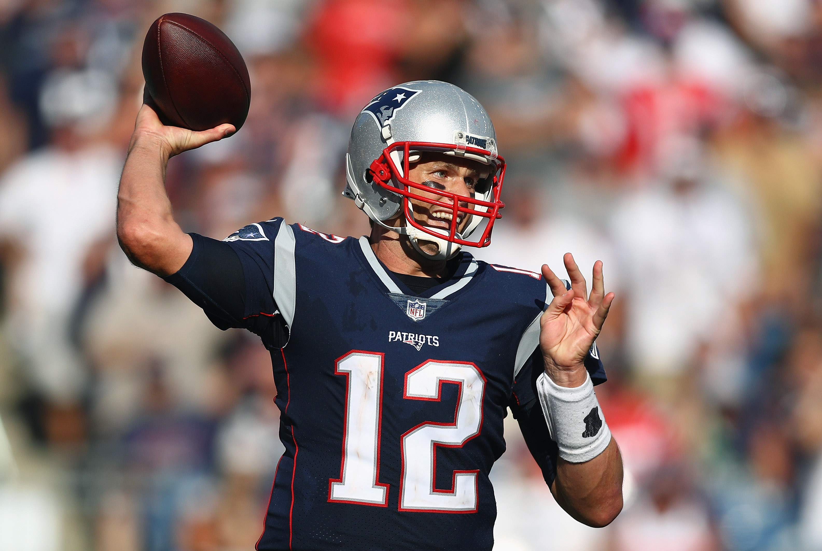 Gran demanda de jerseys de Tom Brady en stands del Estadio Azteca