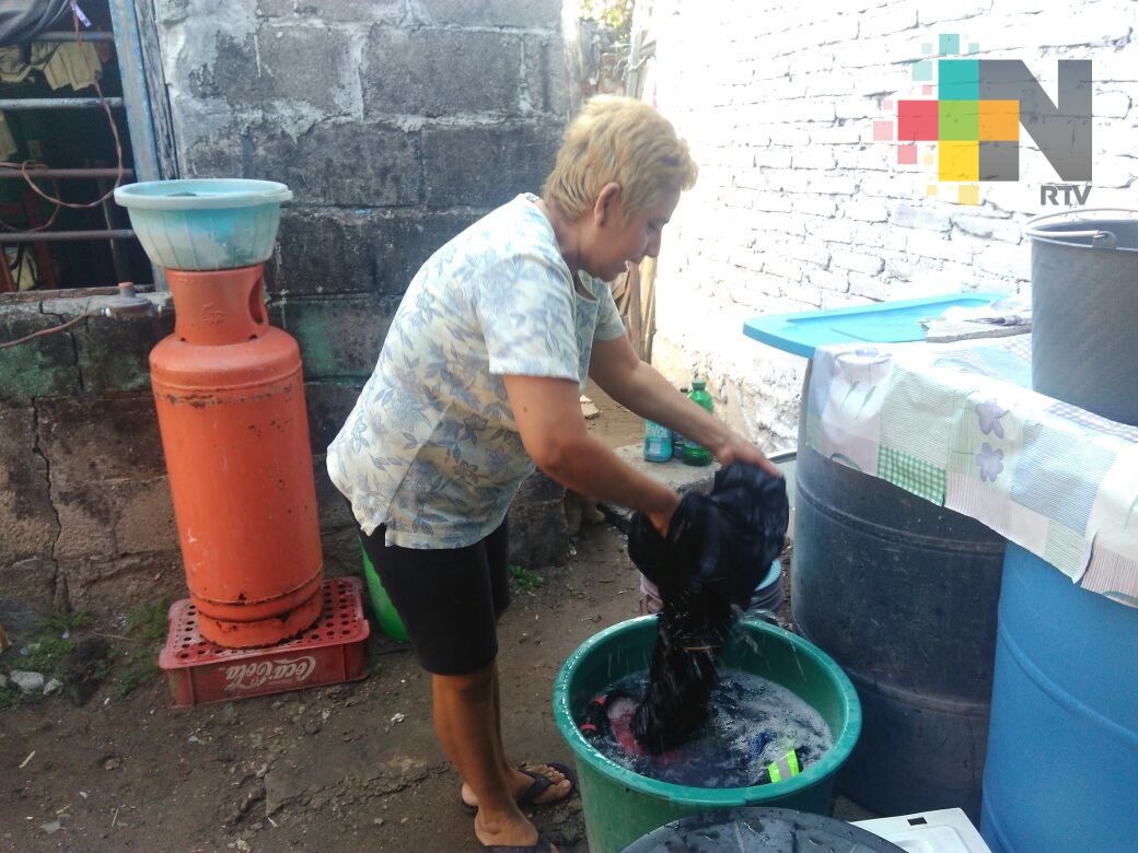 Vecinos de la colonia Ortiz Rubio de Veracruz denuncian falta de agua desde hace dos años
