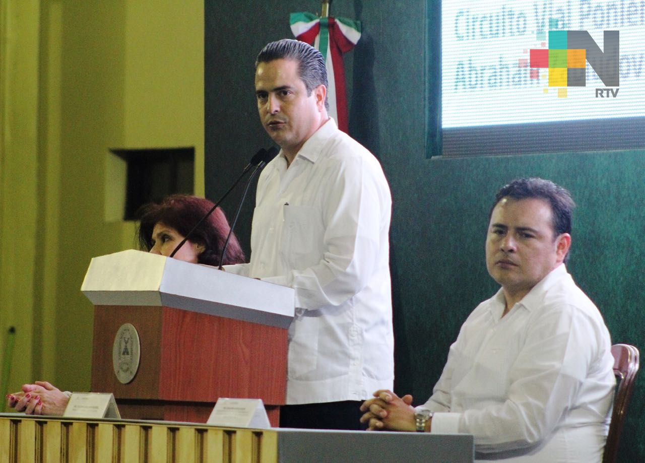 Rinde su último informe de gobierno alcalde de Coatzacoalcos