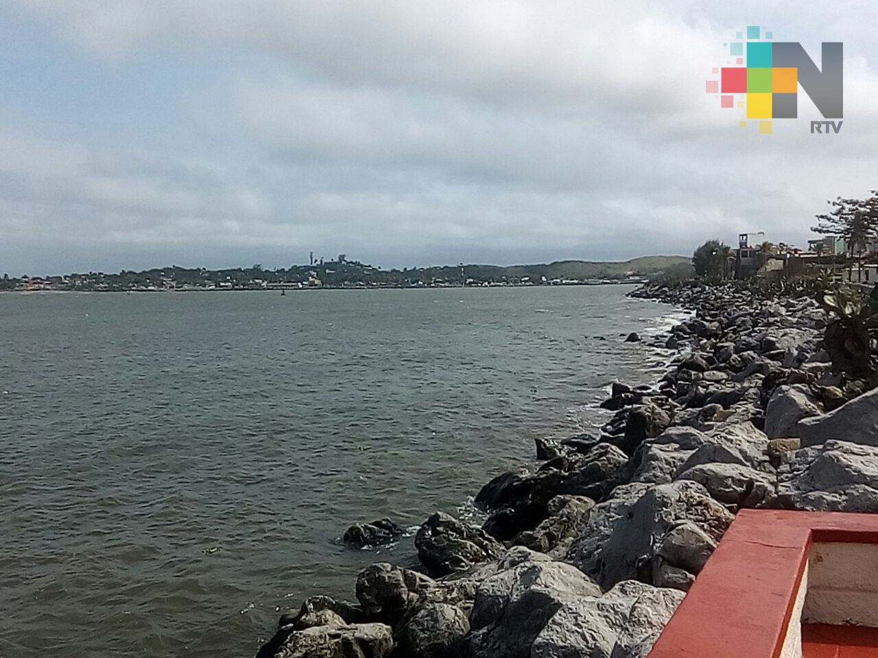 Cielo despejado a medio nublado, se espera un ligero descenso de temperatura