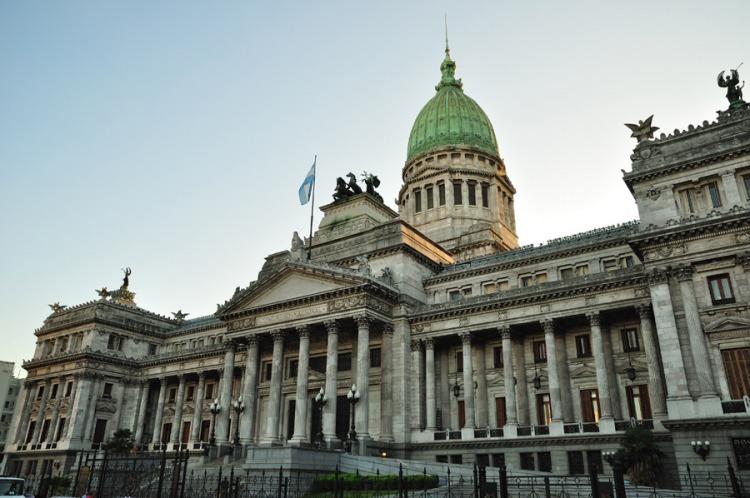 Cámara de Diputados de Argentina aprueba legalización del aborto