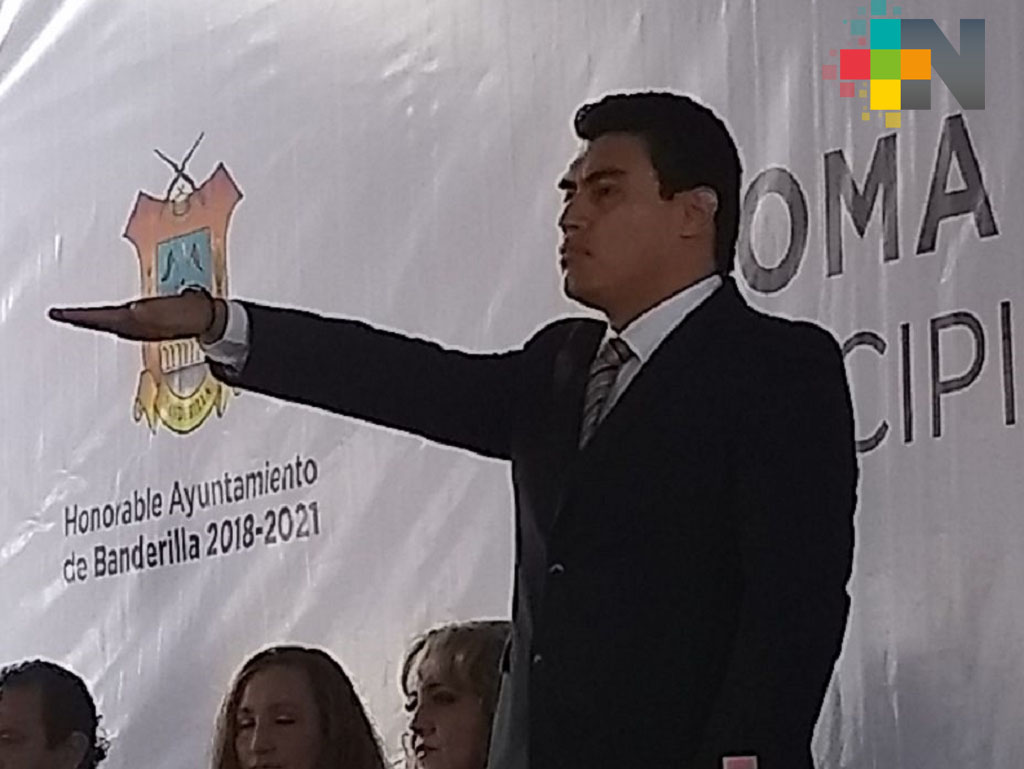 Juan Manuel Rivera González toma protesta como nuevo alcalde de Banderilla