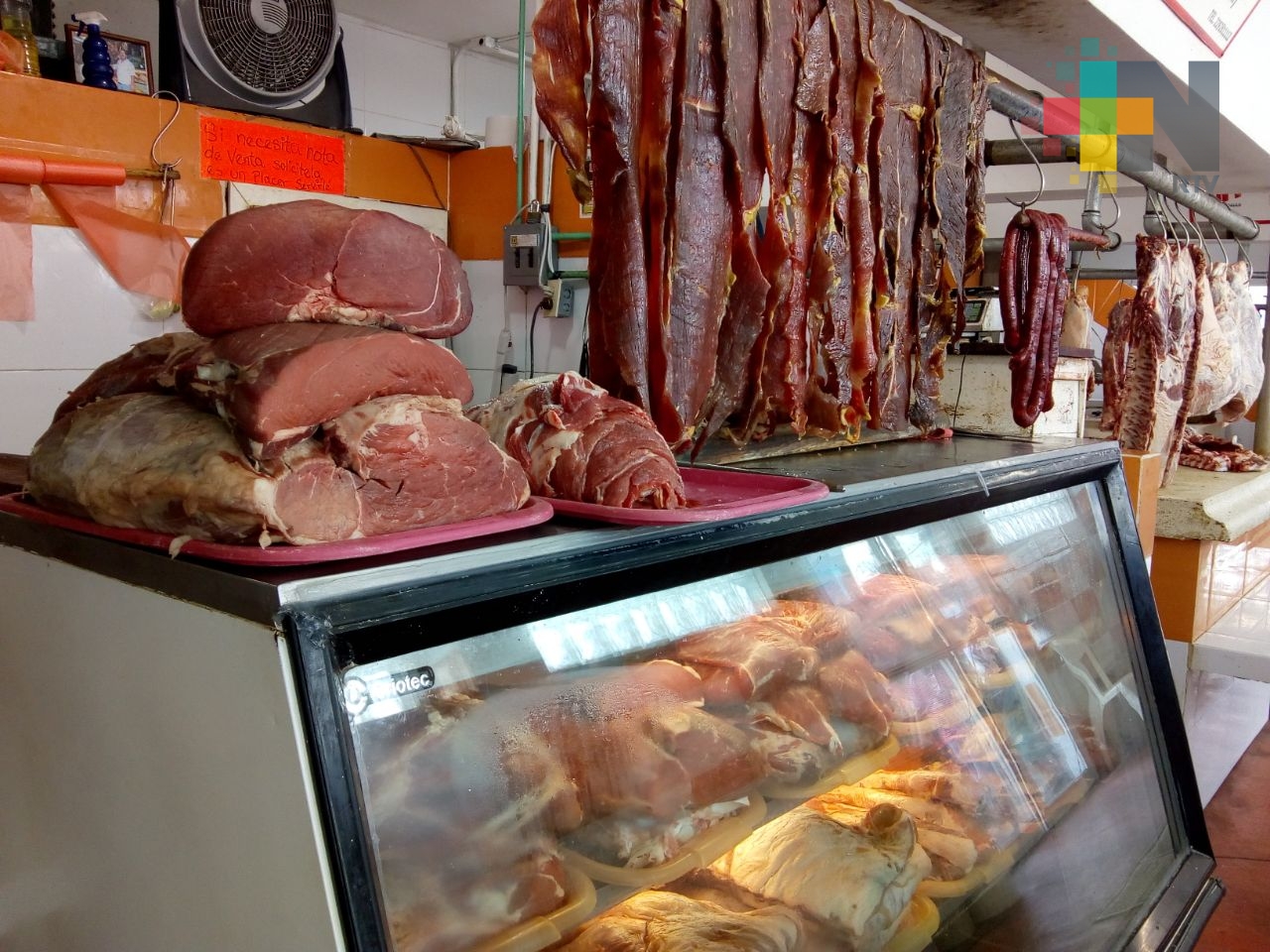 Mantienen precios tablajeros en época decembrina