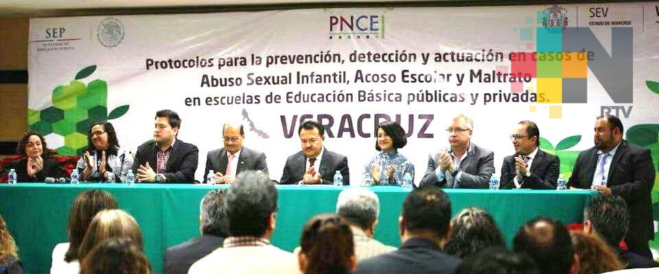 Participa FGE en presentación de protocolos escolares