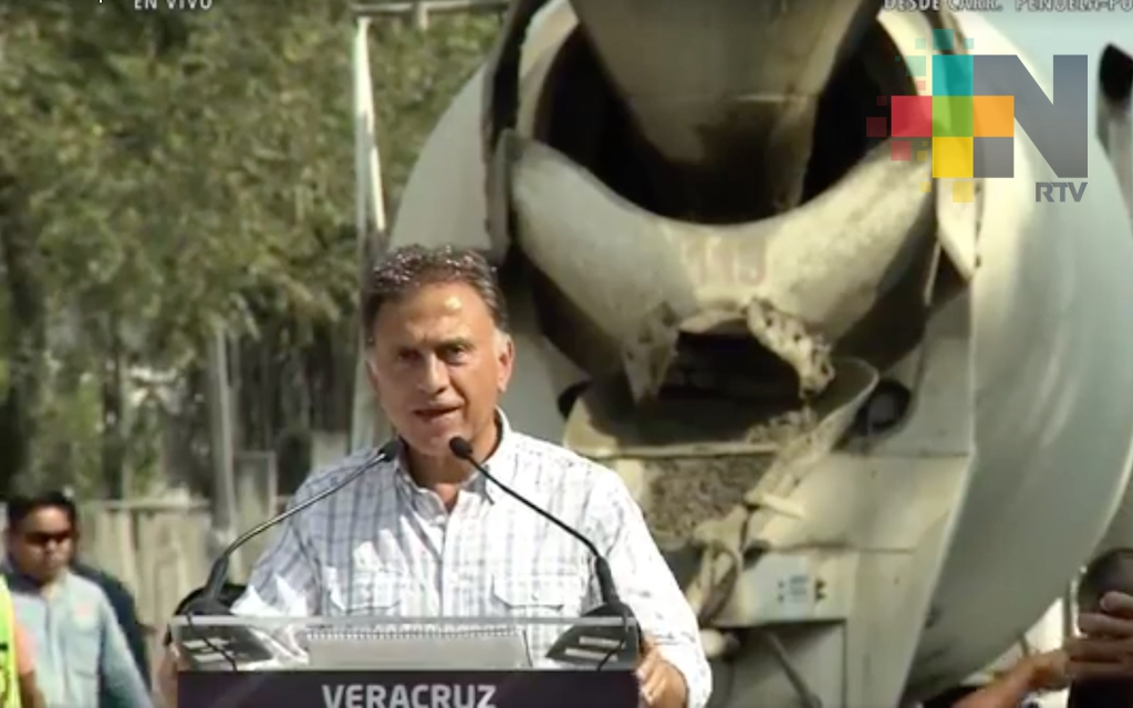 Supervisa el gobernador Yunes reconstrucción de la Carretera Peñuela-Potrero Viejo-Atoyac