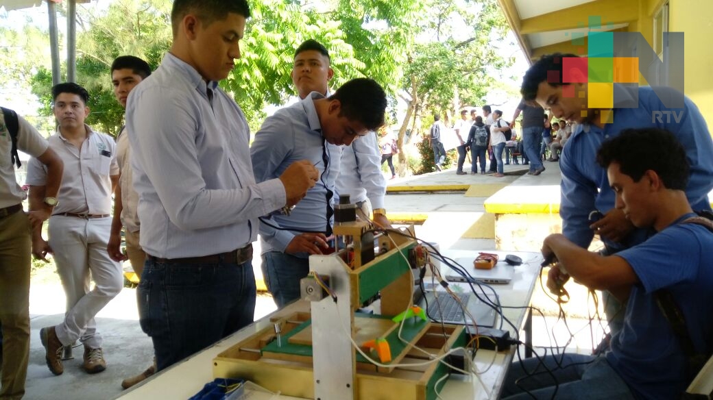 Expone Itesco proyectos finales de Ingeniería Mecánica
