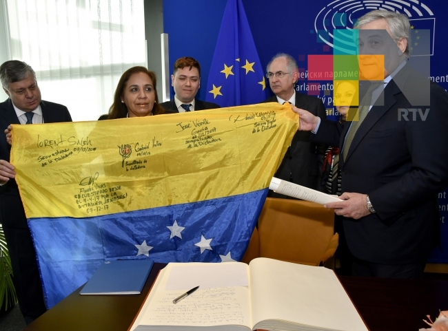 Oposición venezolana pide a UE garantizar elección presidencial