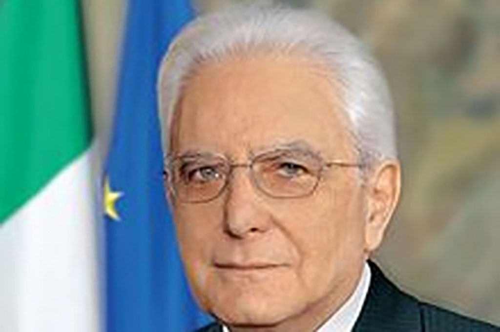 Presidente italiano disuelve el Parlamento y convocan a elecciones