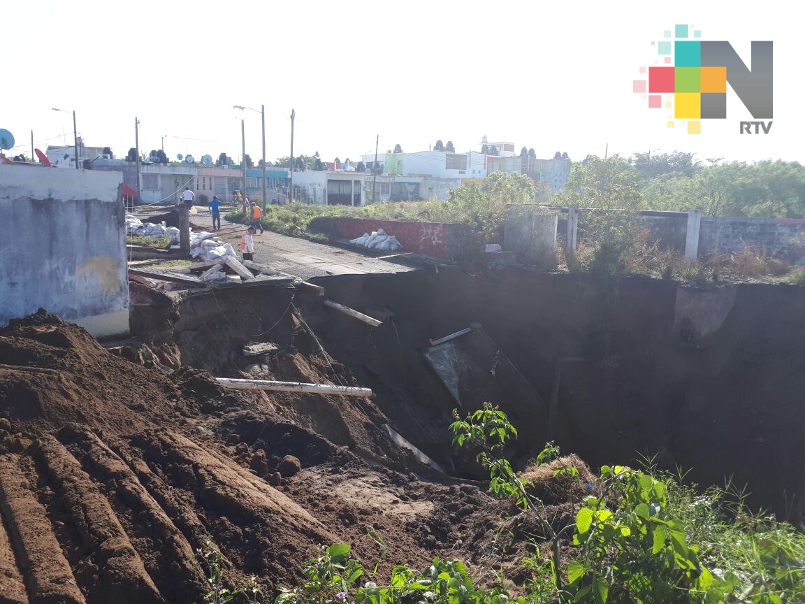 Reparan socavón de fraccionamiento Río Medio en Veracruz