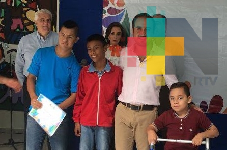 Presentan al rey infantil del Carnaval de Veracruz 2018