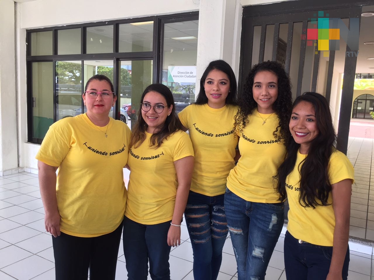 Jóvenes de Coatzacoalcos forman organización “Uniendo Sonrisas”