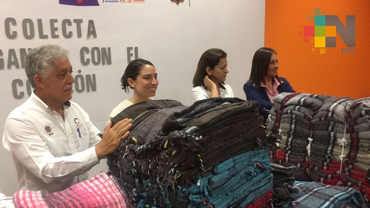 DIF Córdoba inicia campaña “Abrigando con el Corazón”