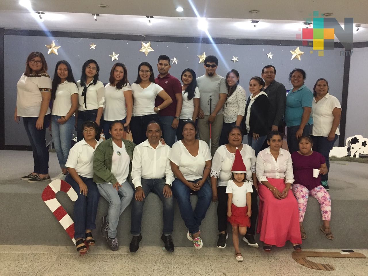 Celebra la fundación Pasitos una posada navideña