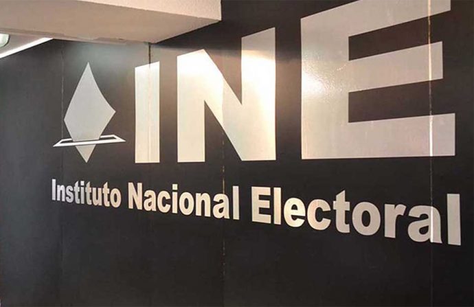 INE y OPLE Veracruz inician entrega de paquetería electoral a presidentes de casillas