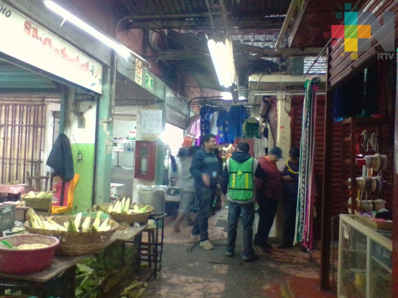 PC Córdoba revisa instalaciones del mercado Revolución para evitar accidentes