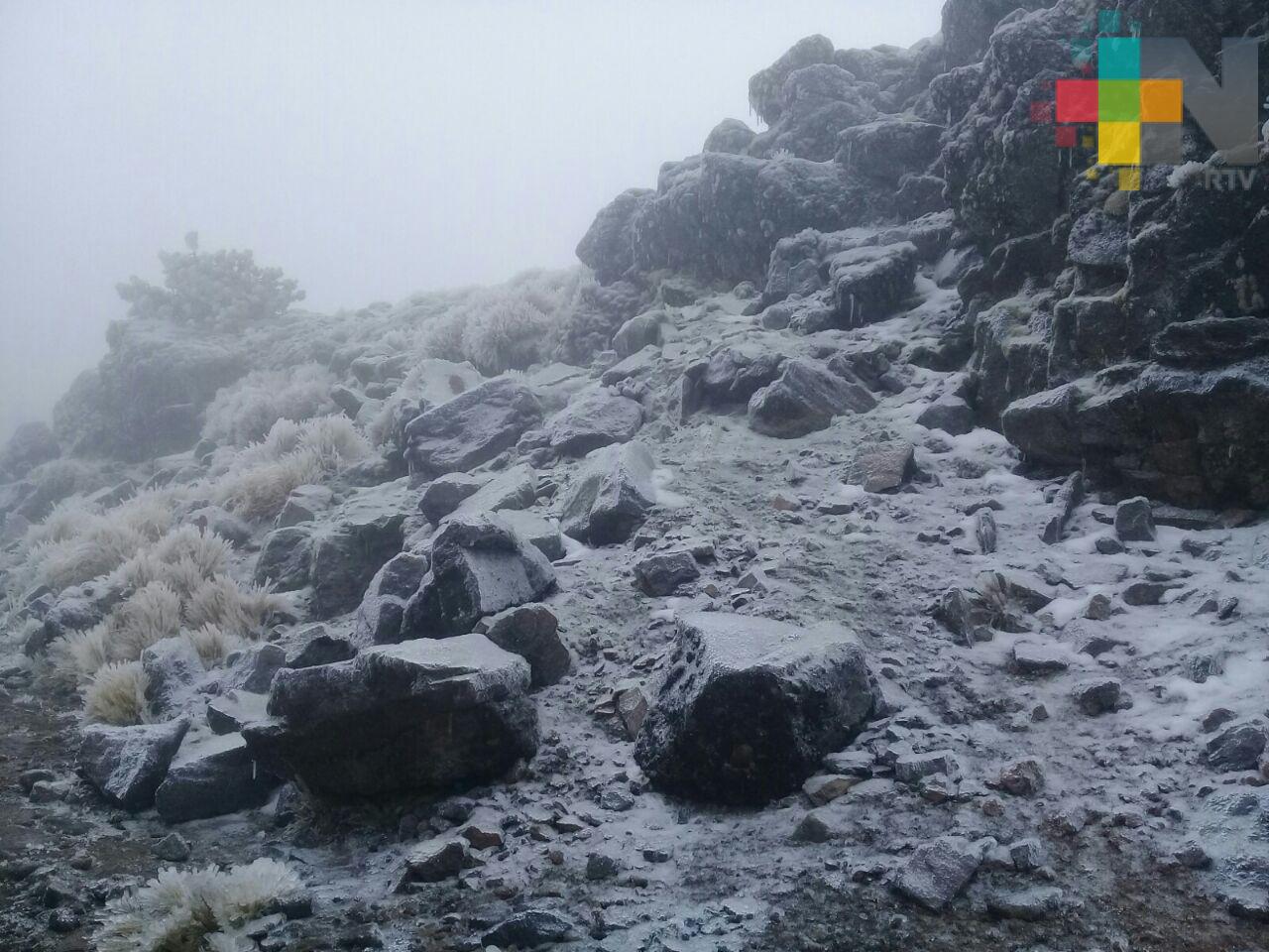 FF 25 provoca caída de agua nieve en el Cofre de Perote