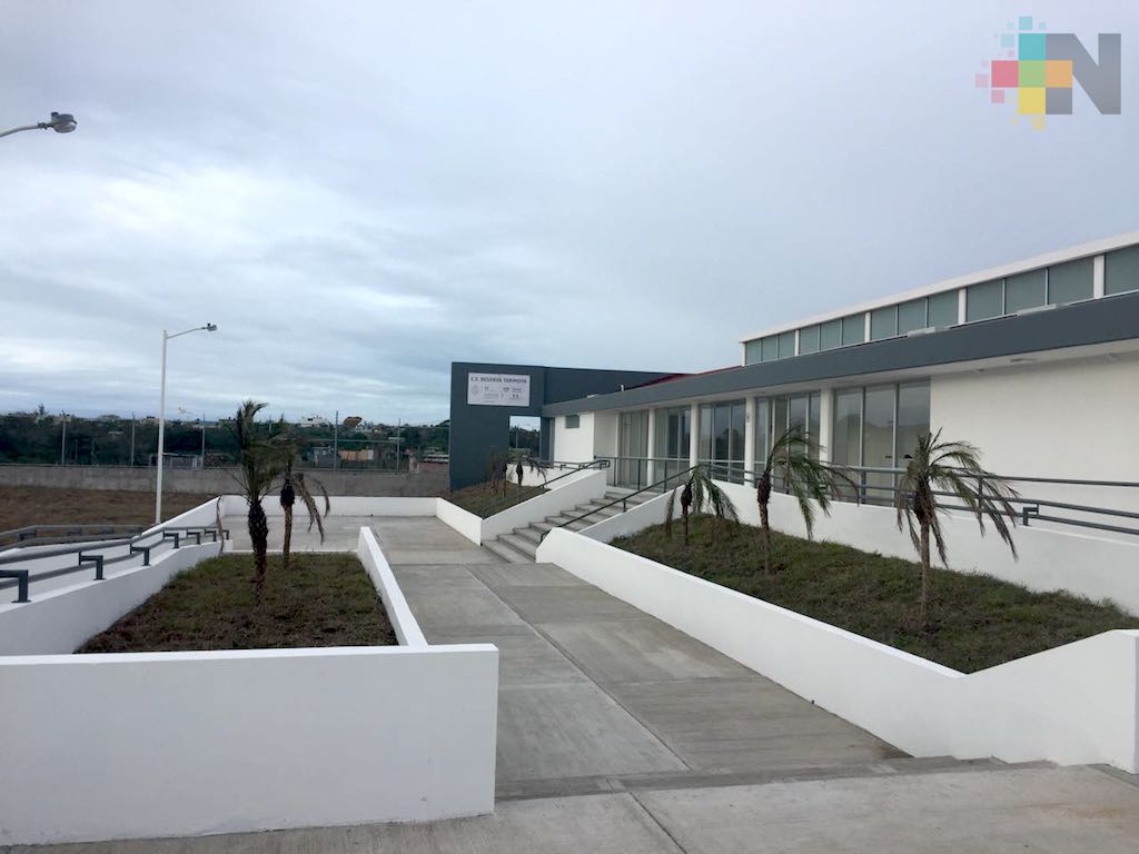 Supervisa el gobernador Yunes construcción de centro médico en Reserva Tarimoya, en el Puerto de Veracruz