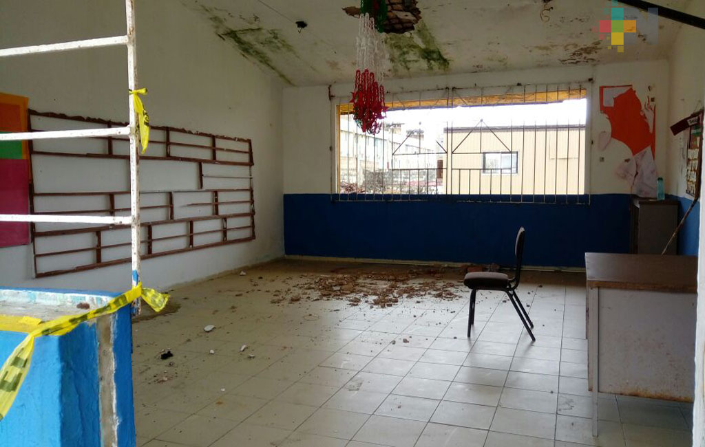En 2018 se atendieron a la mayoría de las escuelas dañadas por los sismos en Coatzacoalcos