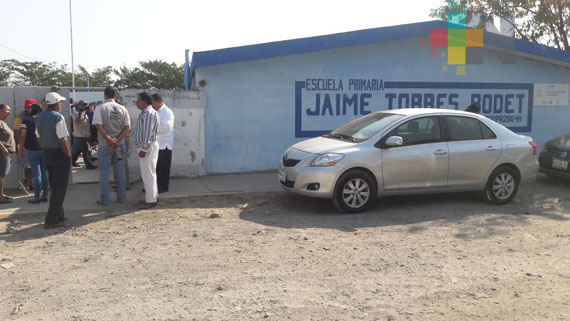 Proponen contratar un vigilante por escuela para evitar robos