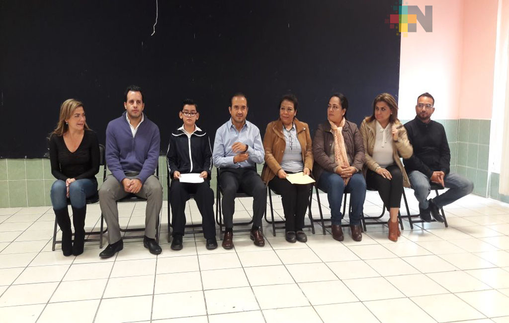 Ayuntamiento de Veracruz establece esquemas financieros para impulsar la educación