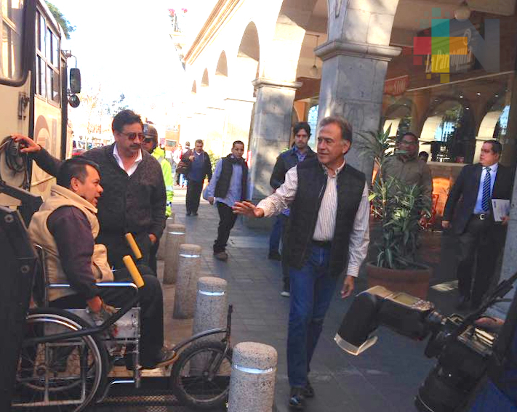 Responde el gobernador Yunes a López Obrador y lo vuelve a retar a debatir