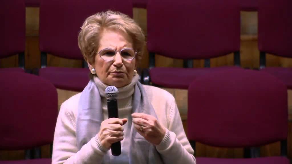 Nombran como senadora en Italia a superviviente de campos nazis