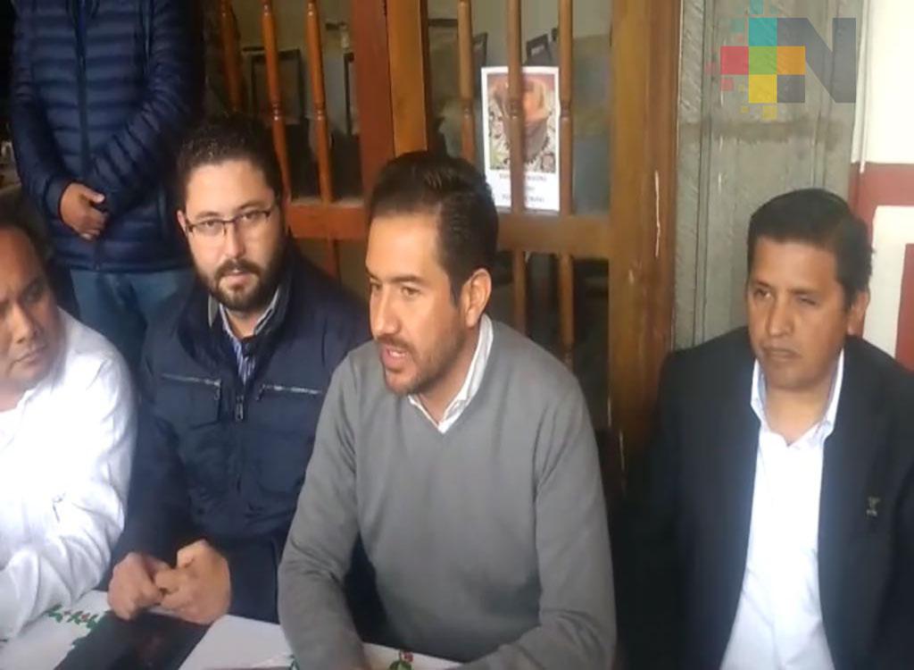 Miguel Ángel Yunes Marquez continúa precampaña en Córdoba