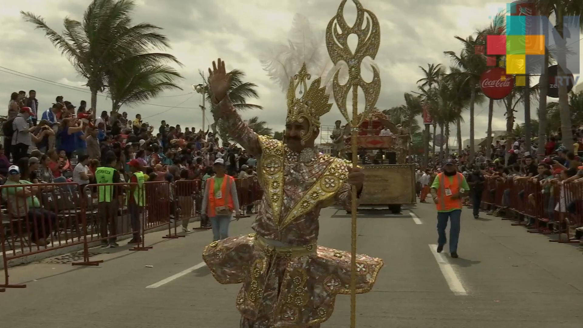 Comparsa “Las Estrellas del Barrio de la Huaca” celebran 34 años de participar en el Carnaval