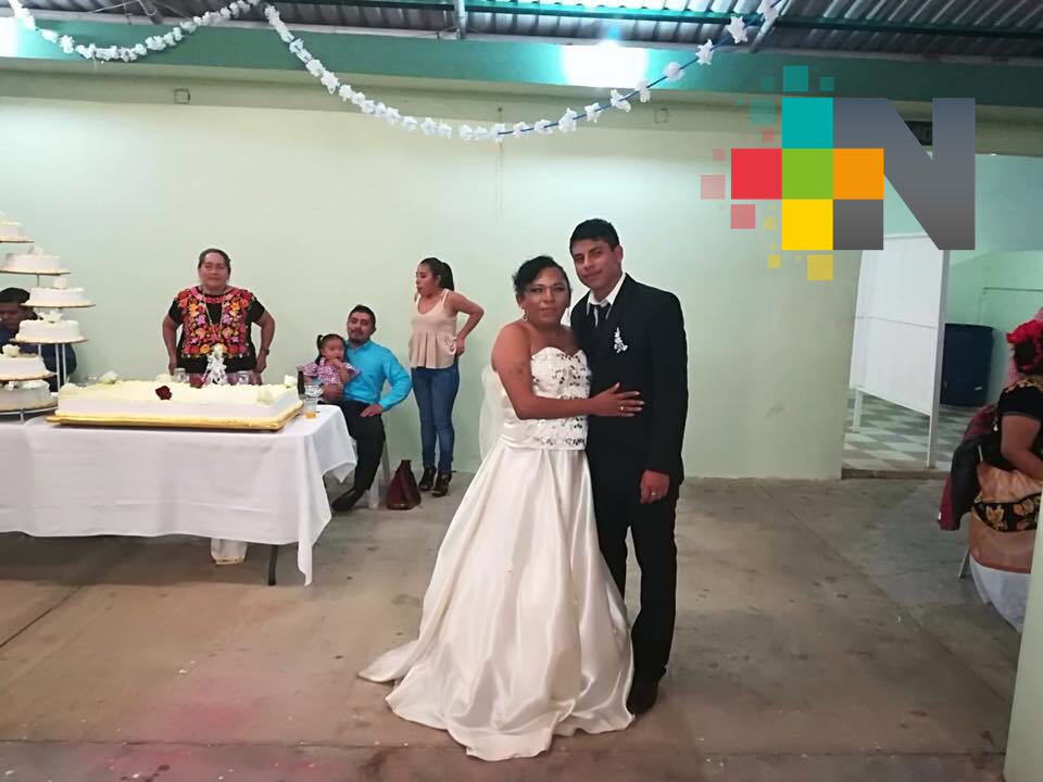 Se celebró la primera boda entre parejas del mismo sexo en Villa Allende