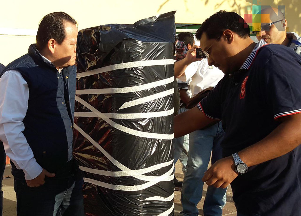 Ciudadanos se manifiestan contra instalación de multiparquímetro en el Puerto