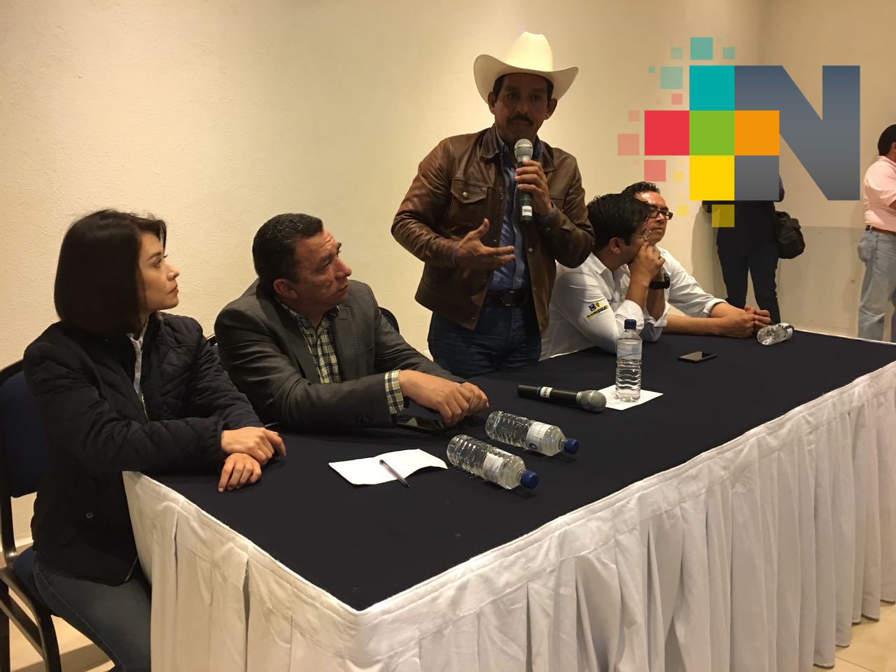 Renato Tronco se adhiere a la coalición «Por Veracruz al Frente»