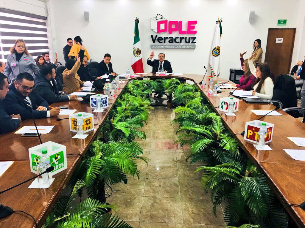 OPLE designa moderadores de próximo debate entre candidatos a Congreso de Veracruz