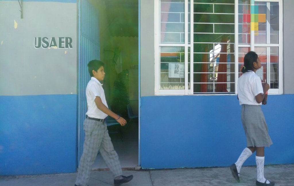 Con el apoyo de las aulas USAER alumnos con discapacidad culminan estudios sin discriminación