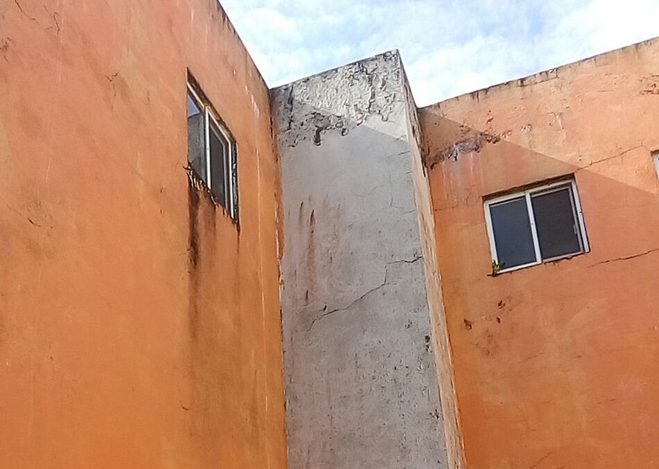 En Coatzacoalcos, aseguradora siguen sin indemnizar a afectados por el sismo