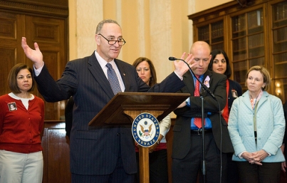 Deploran defensores de migrantes voto demócrata para reabrir gobierno