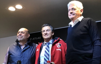Presentan a Rubén Omar Romano como nuevo entrenador del Atlas
