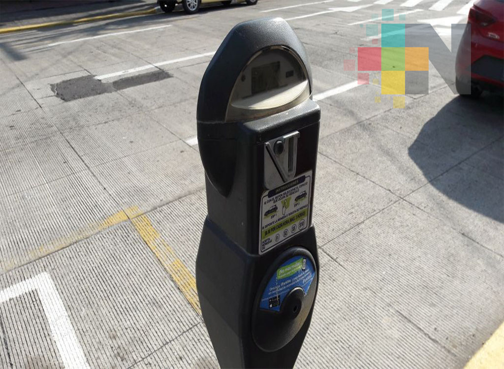 Colocan más parquímetros en la zona del mercado Revolución