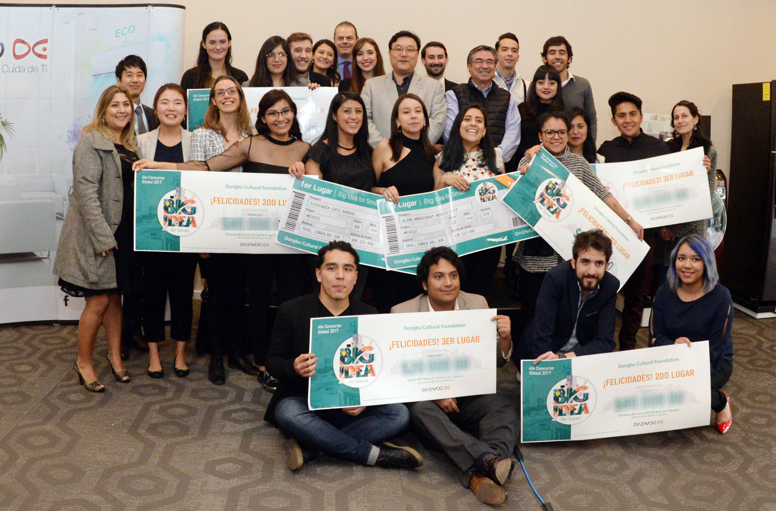 Alumnos de UNAM arrasan en concurso de empresa coreana sobre innovación