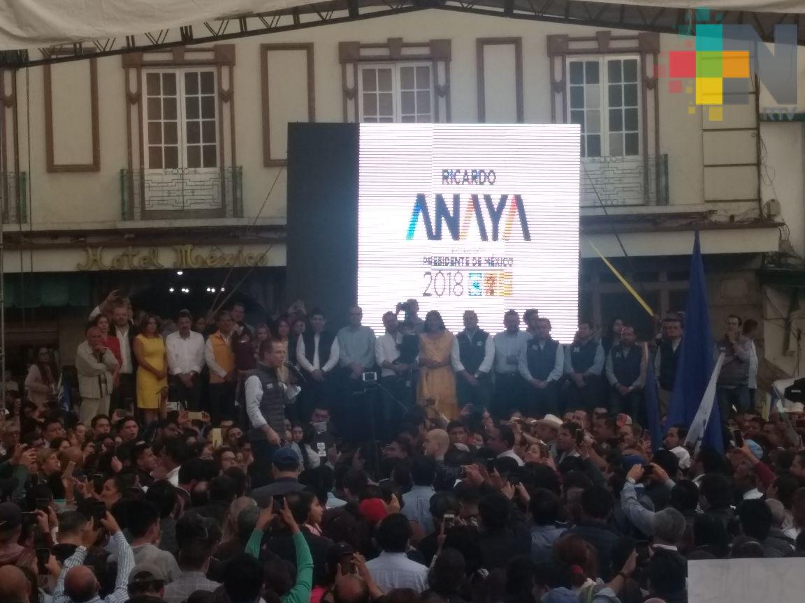 Pide Ricardo Anaya al panismo veracruzano tener cuidado con los charlatanes de Morena