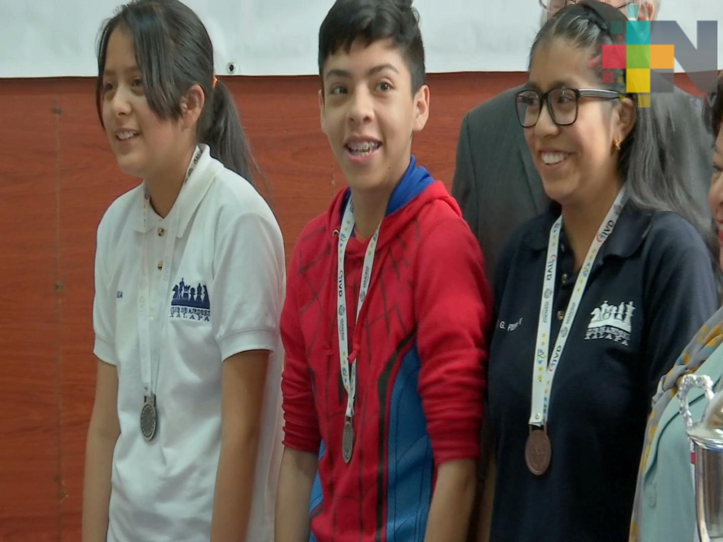 Niños xalapeños necesitan apoyo para participar en el Torneo Panamericano de Ajedrez Chile 2018