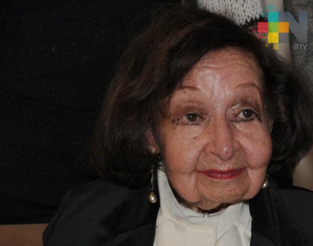 Amparo Dávila celebra 90 años de vida