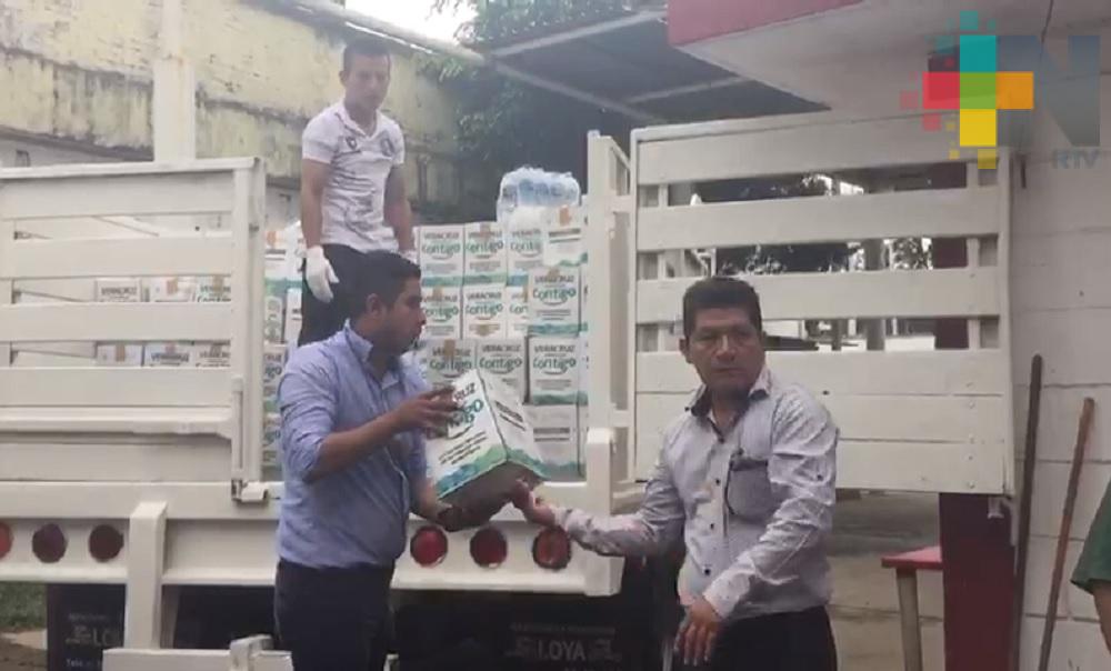 Comienzan a repartir despensas en Minatitlán