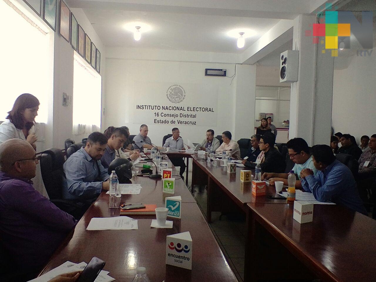  Como supervisores electorales del INE participan ciudadanos que cubrieron el perfil requerido