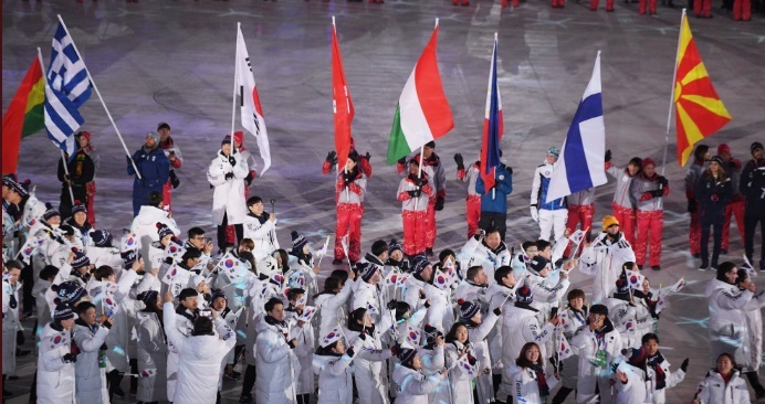 Las dos Coreas salen de nuevo juntas en ceremonia de clausura de JOI