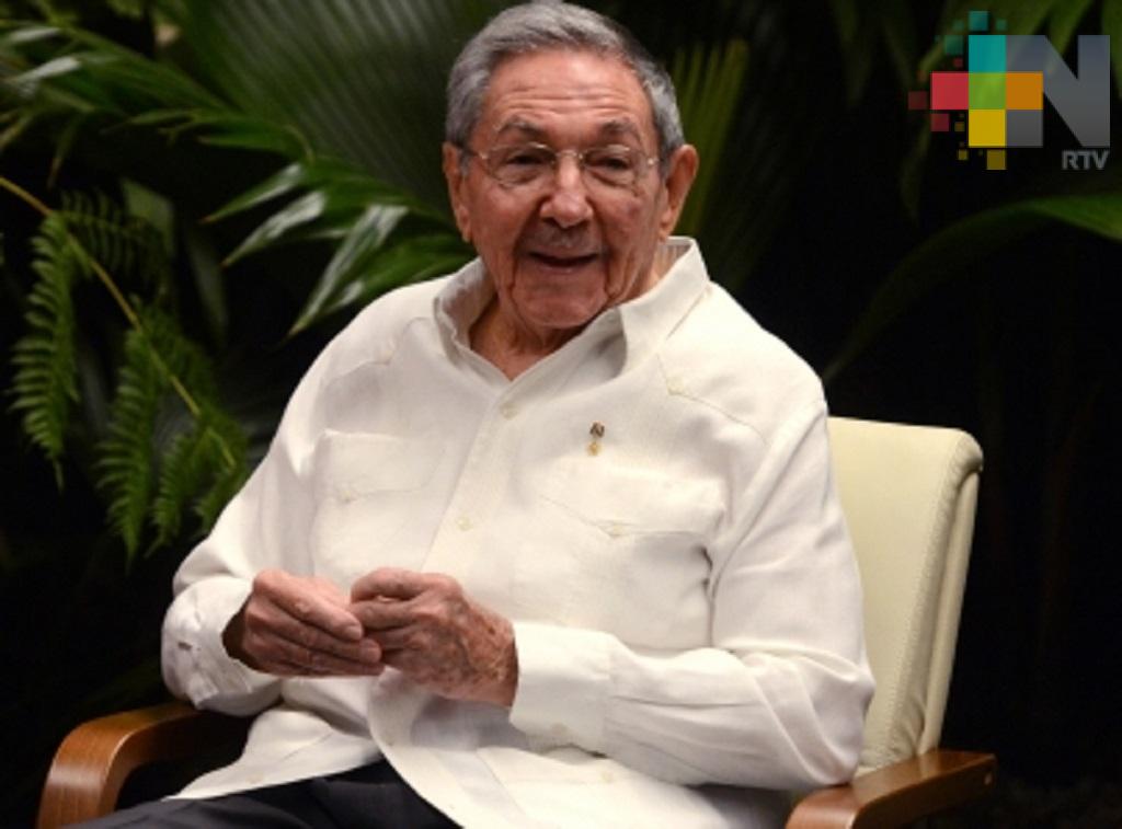 Raúl Castro encabeza lista de 42 presuntos criminales castristas