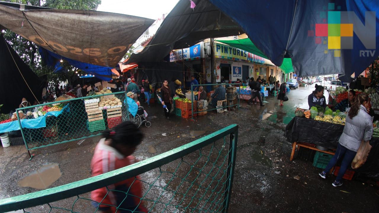 Inició el reordenamiento de tianguistas en Martínez  de la Torre