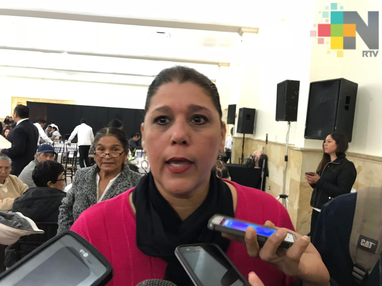 Pago de retiro no es medida electorera: Maestra