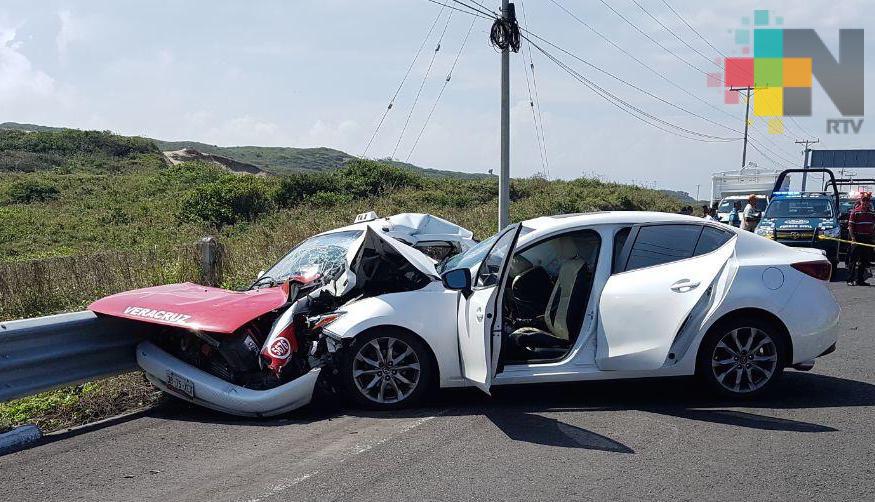 Accidente en carretera Antón Lizardo – Boca del Río deja una persona fallecida