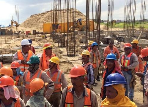 Albañiles adheridos a la CTM piden sean considerados para obras públicas y privadas